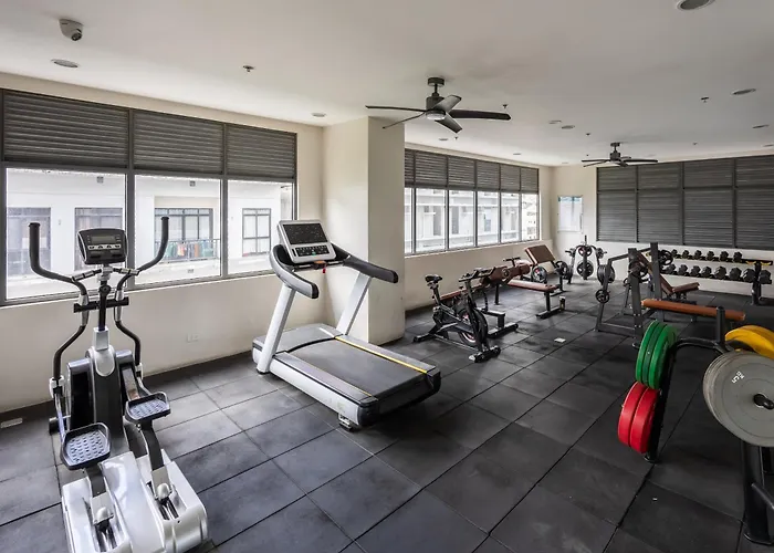 J&g Near It Park - Gym, Pool, Sauna