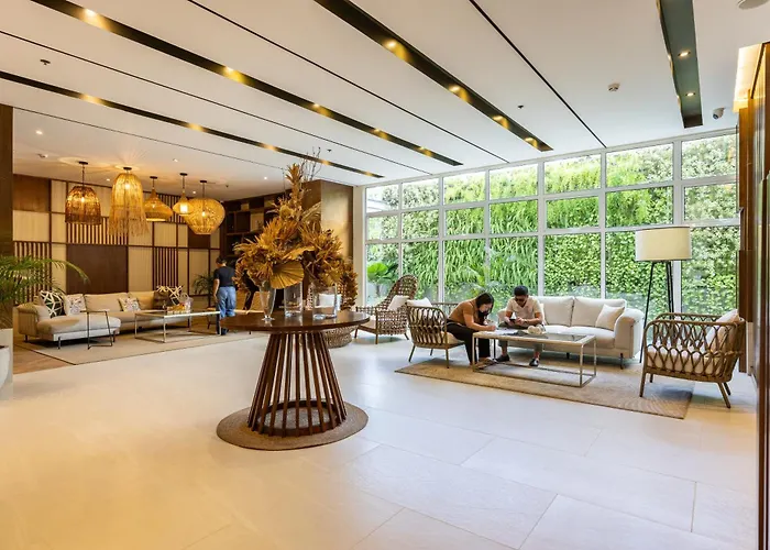 J&g Near It Park - Gym, Pool, Sauna アパート セブ市